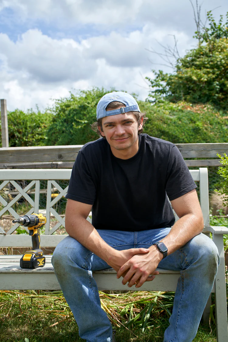 Everform Contracting owner